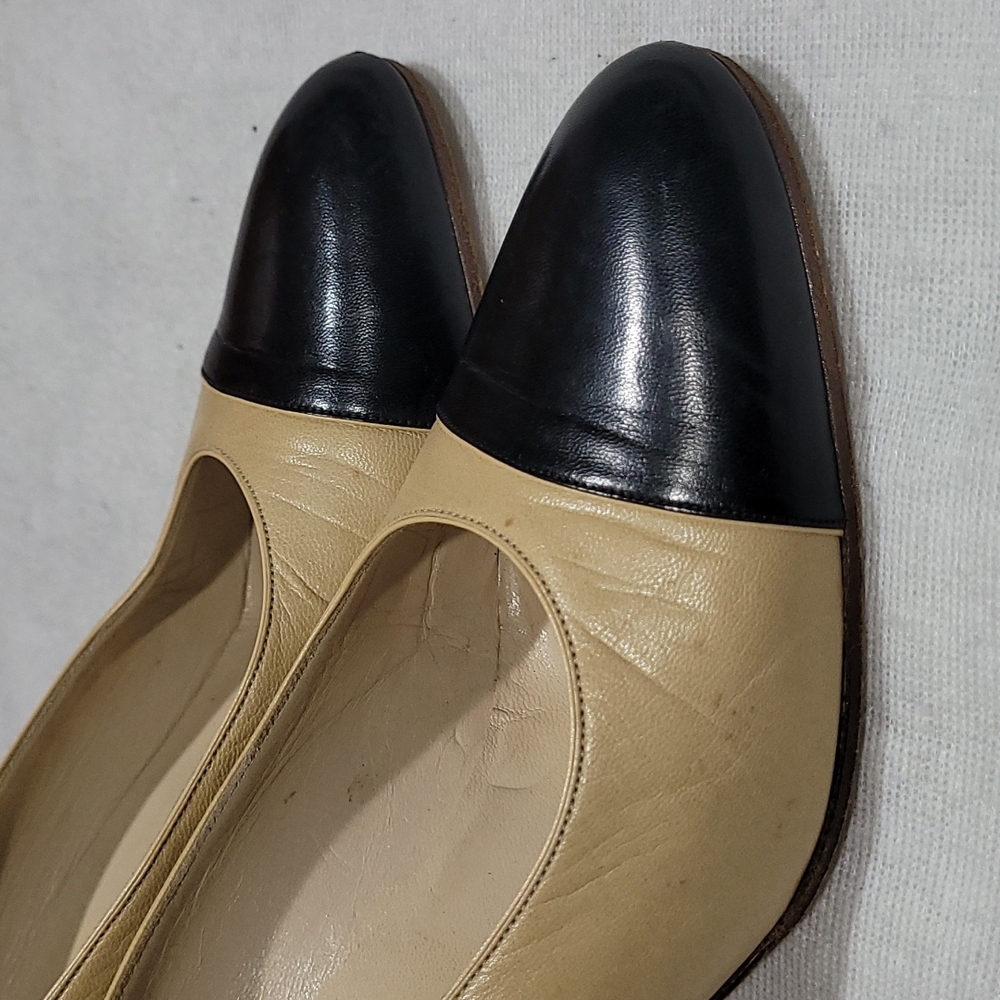 Authentic Chanel Loafer Leather Shoes Size 37 - Picture 6 of 16
